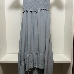Elegant High-Low Dress in Gray